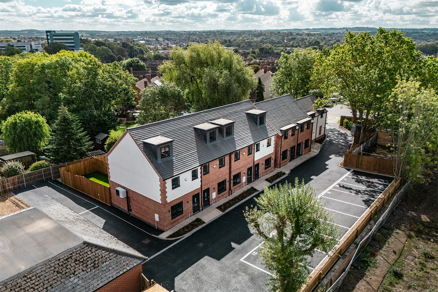 Douglas Jane Close