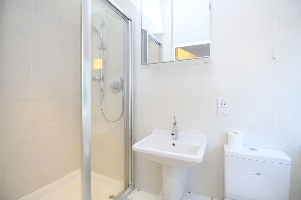 Ensuite