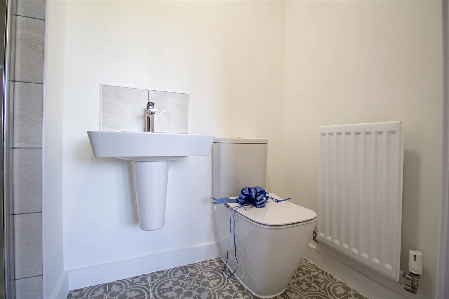 Ensuite