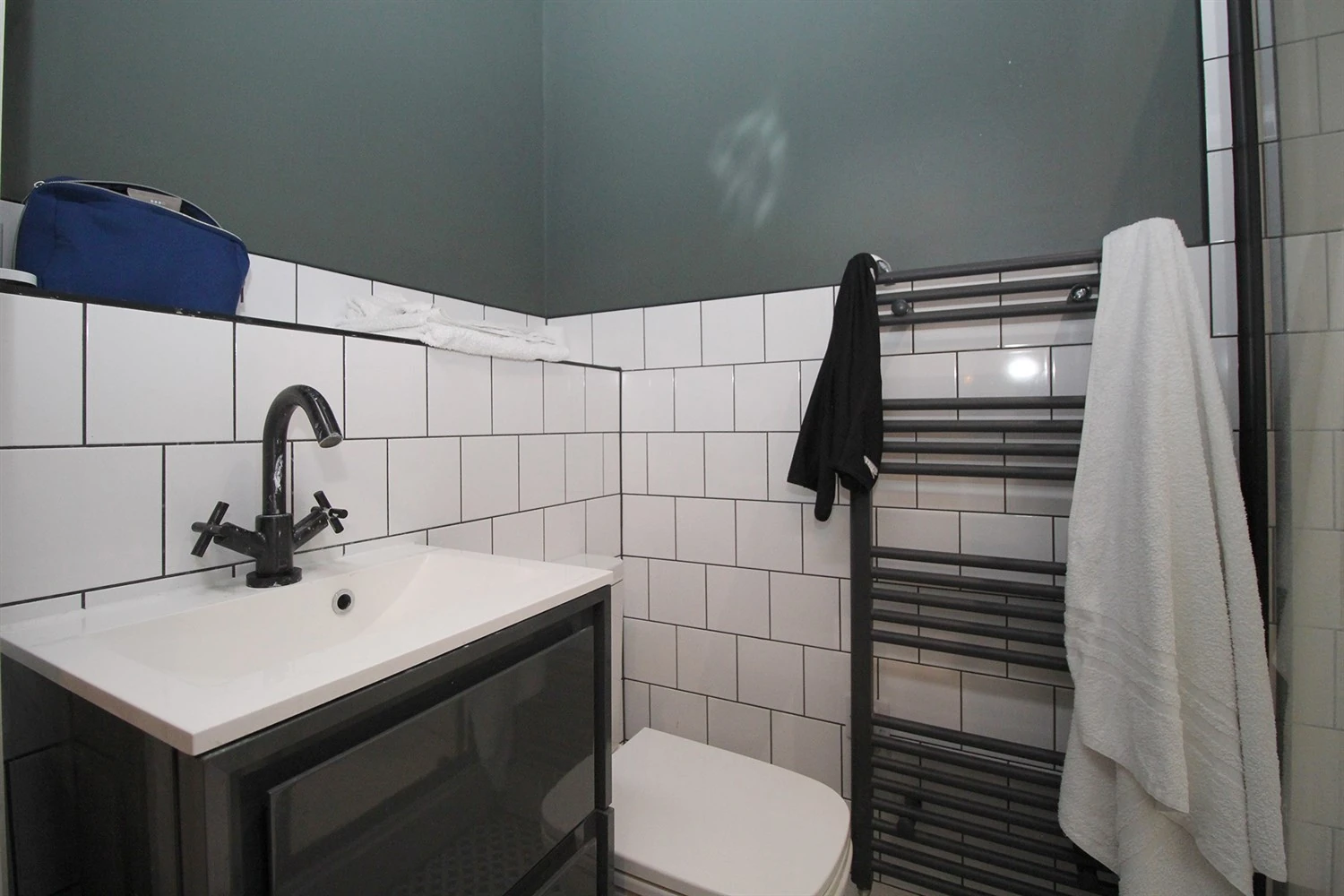 Ensuite