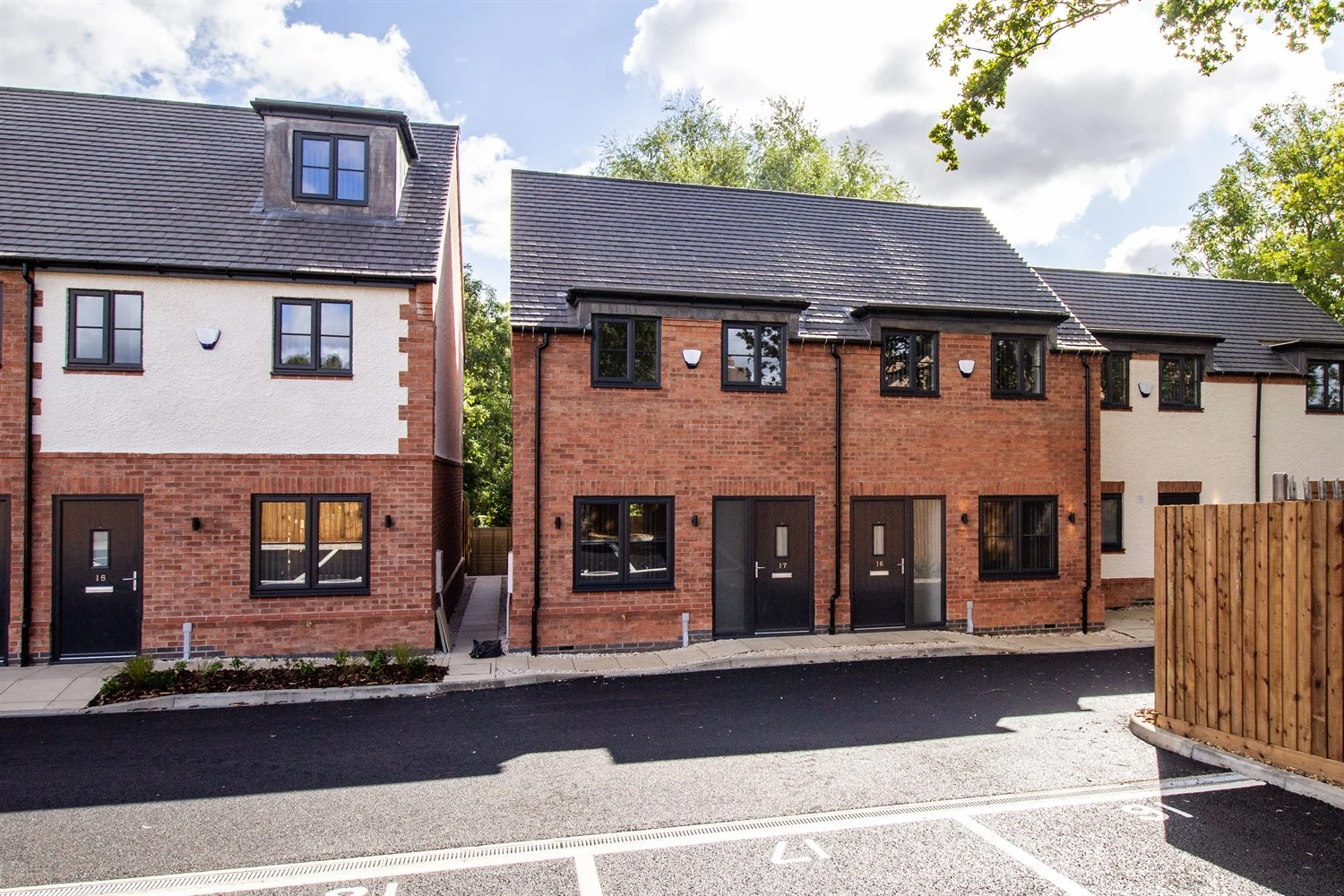 Douglas Jane Close