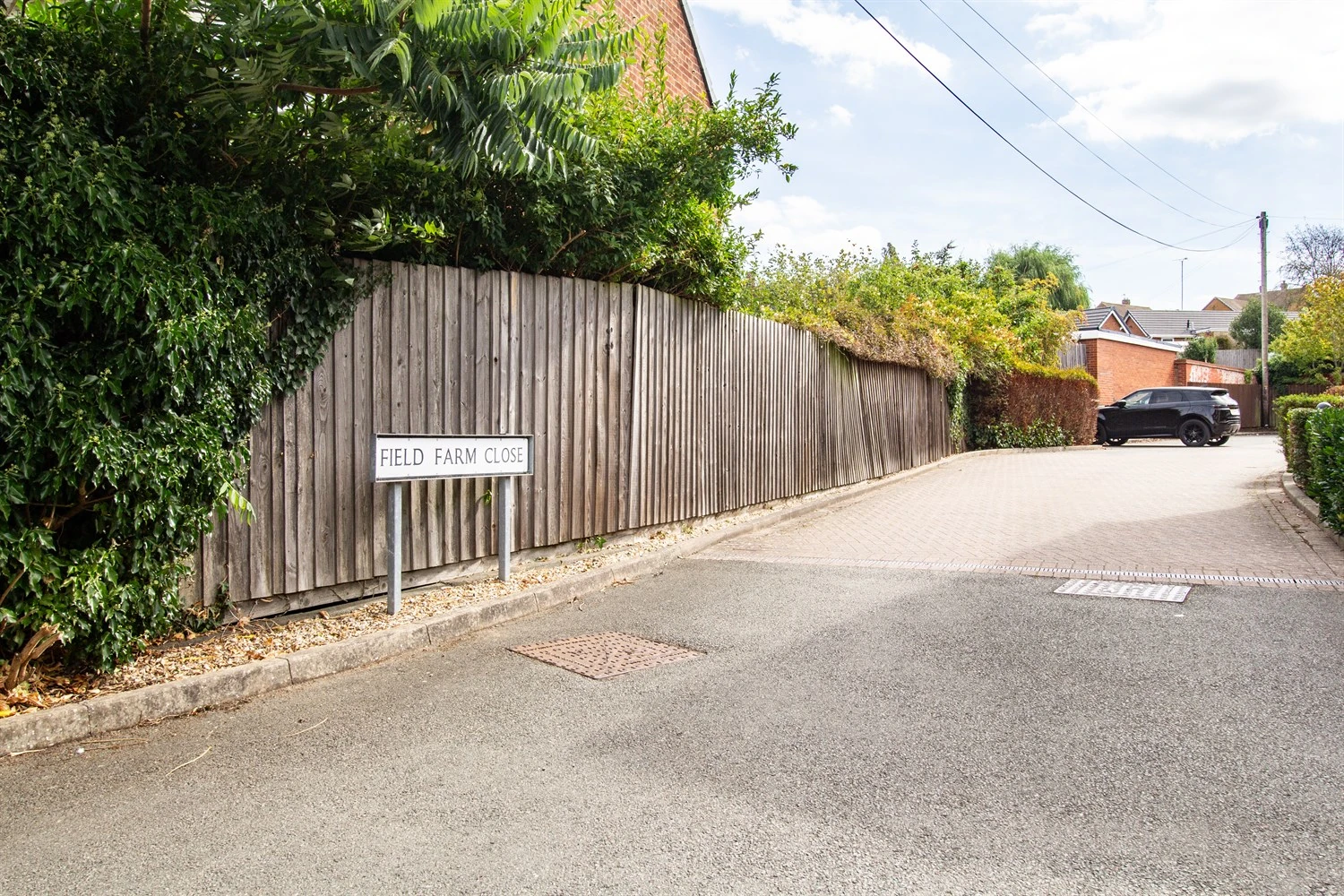 Field Farm Close