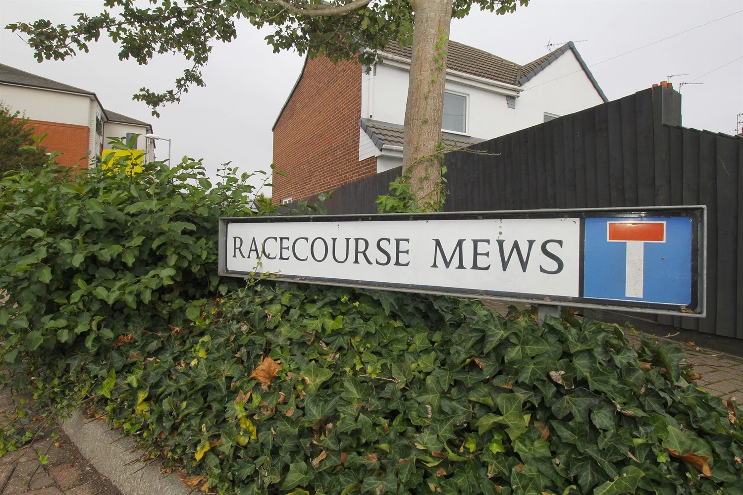 Racecourse Mews