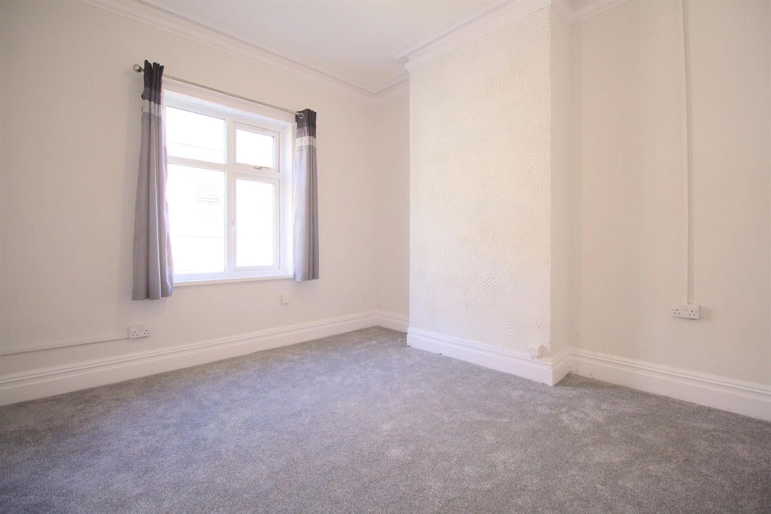 Living/dining room